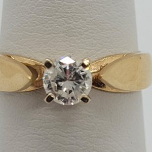 Ladies 14K Solitary Diamond Ring