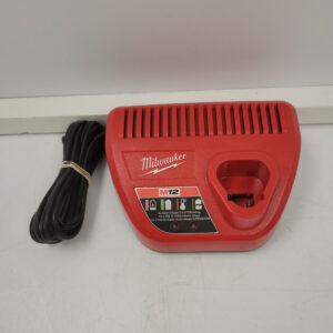Milwaukee 48-54-2401 Charger