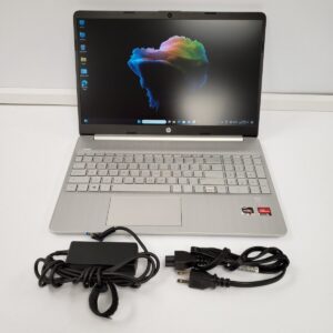 HP 15-512024CA Laptop