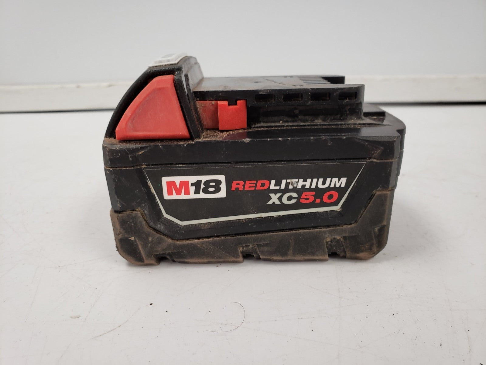 Milwaukee 48-11-1850 Battery-5.0 Ah Milwaukee 48-11-1850 Battery-5.0 Ah