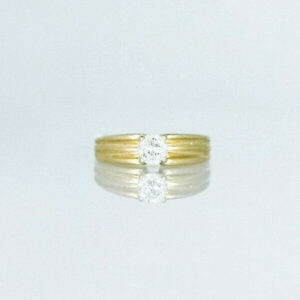 Ladies 14k Gold Diamond Solitaire Ring