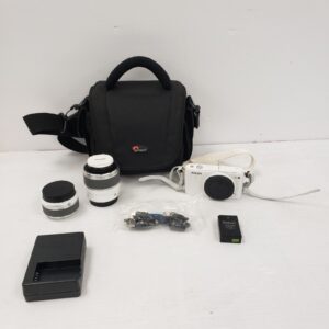 Nikon SI Digital Camera