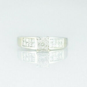 14k White Gold Multi-Stone Princess Cut Diamond Ring