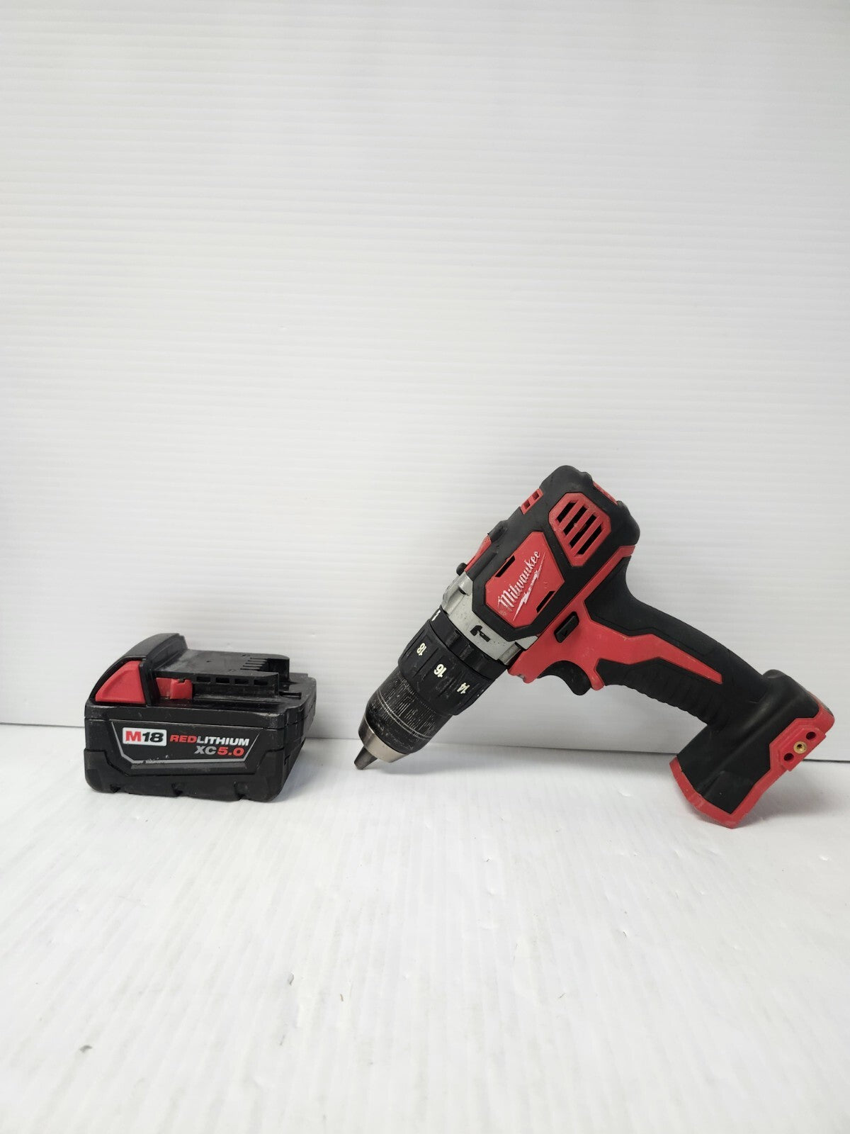 Milwaukee 2607-20 Drill Milwaukee 2607-20 Drill