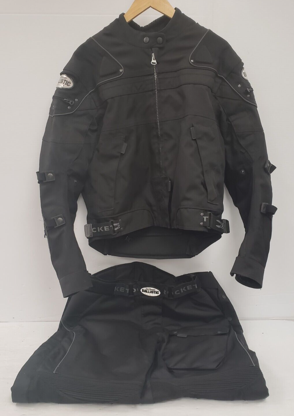 Joe Rocket Ballistic Series Full Riding Suit – Women’s Size L/XL Joe Rocket Ballistic Series Full Riding Suit – Women’s Size L/XL