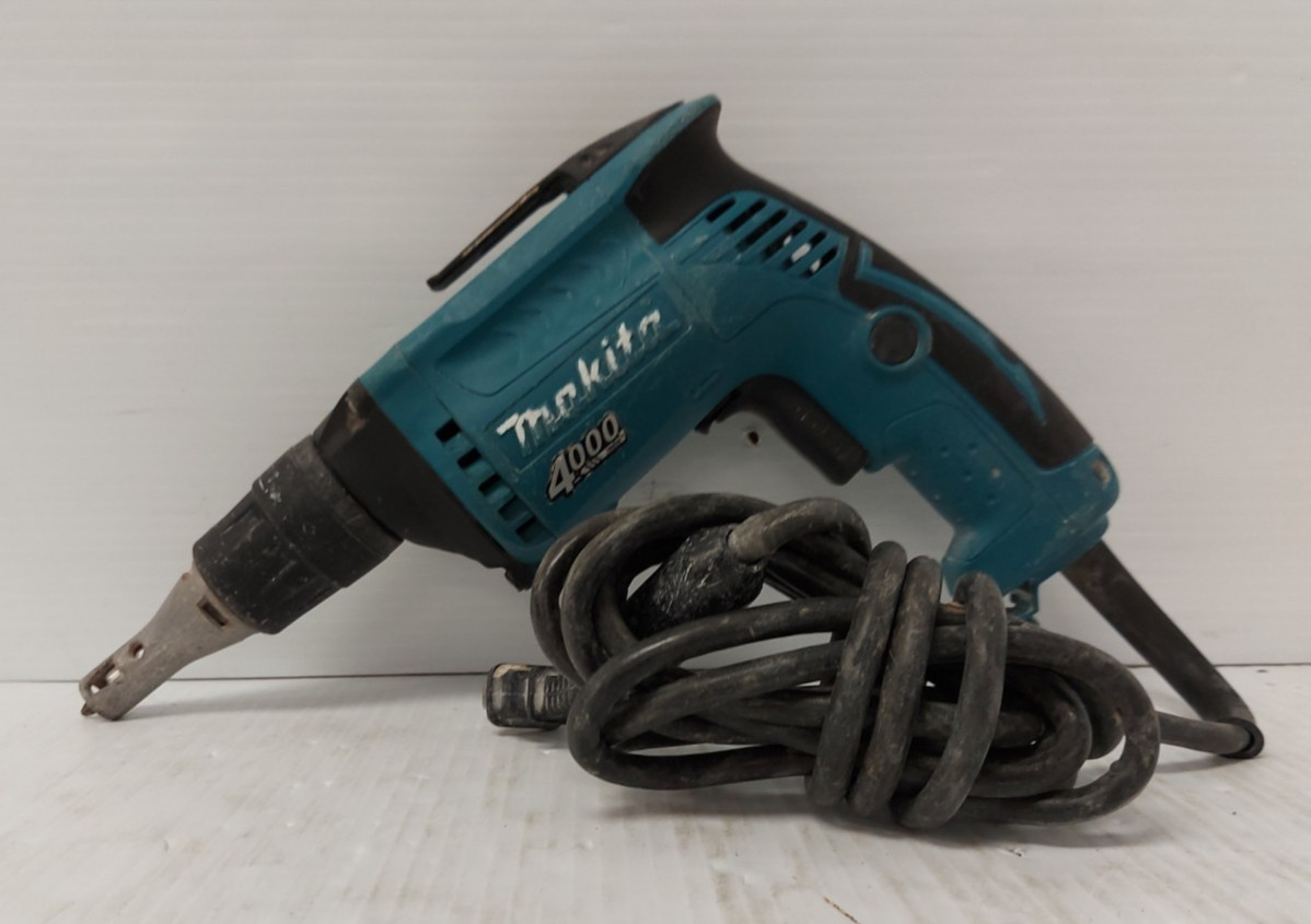 Makita FS4000 Screw Driver Makita FS4000 Screw Driver