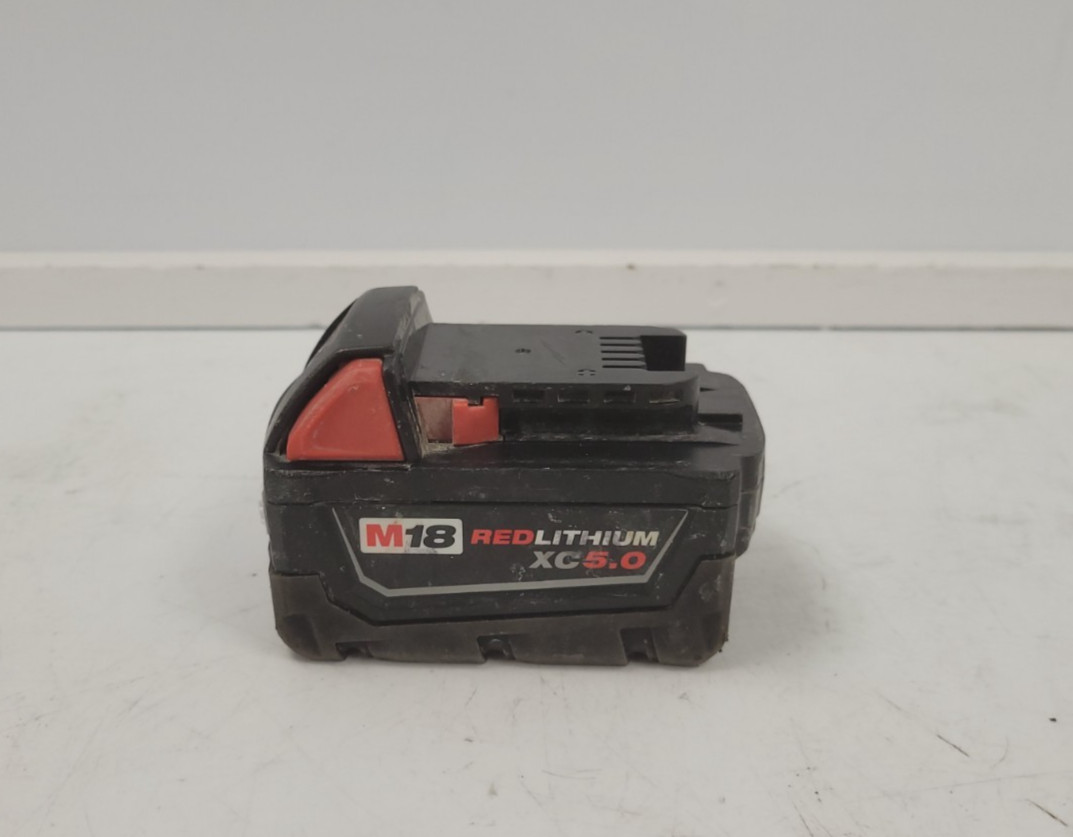 Milwaukee 48-11-1850 Battery-5.0 Ah Milwaukee 48-11-1850 Battery-5.0 Ah