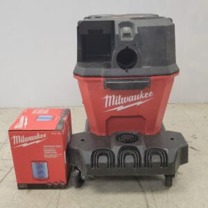 Milwaukee 0910-20 Wet/Dry Shop Vacuum