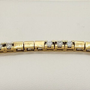 Ladies 18K Yellow Gold Tennis Bracelet