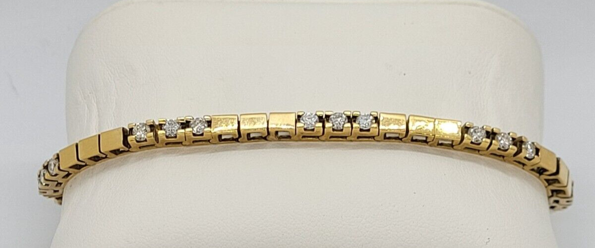 Ladies 18K Yellow Gold Tennis Bracelet Ladies 18K Yellow Gold Tennis Bracelet