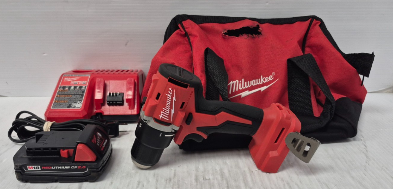 Milwaukee 3601-20 Drill Milwaukee 3601-20 Drill