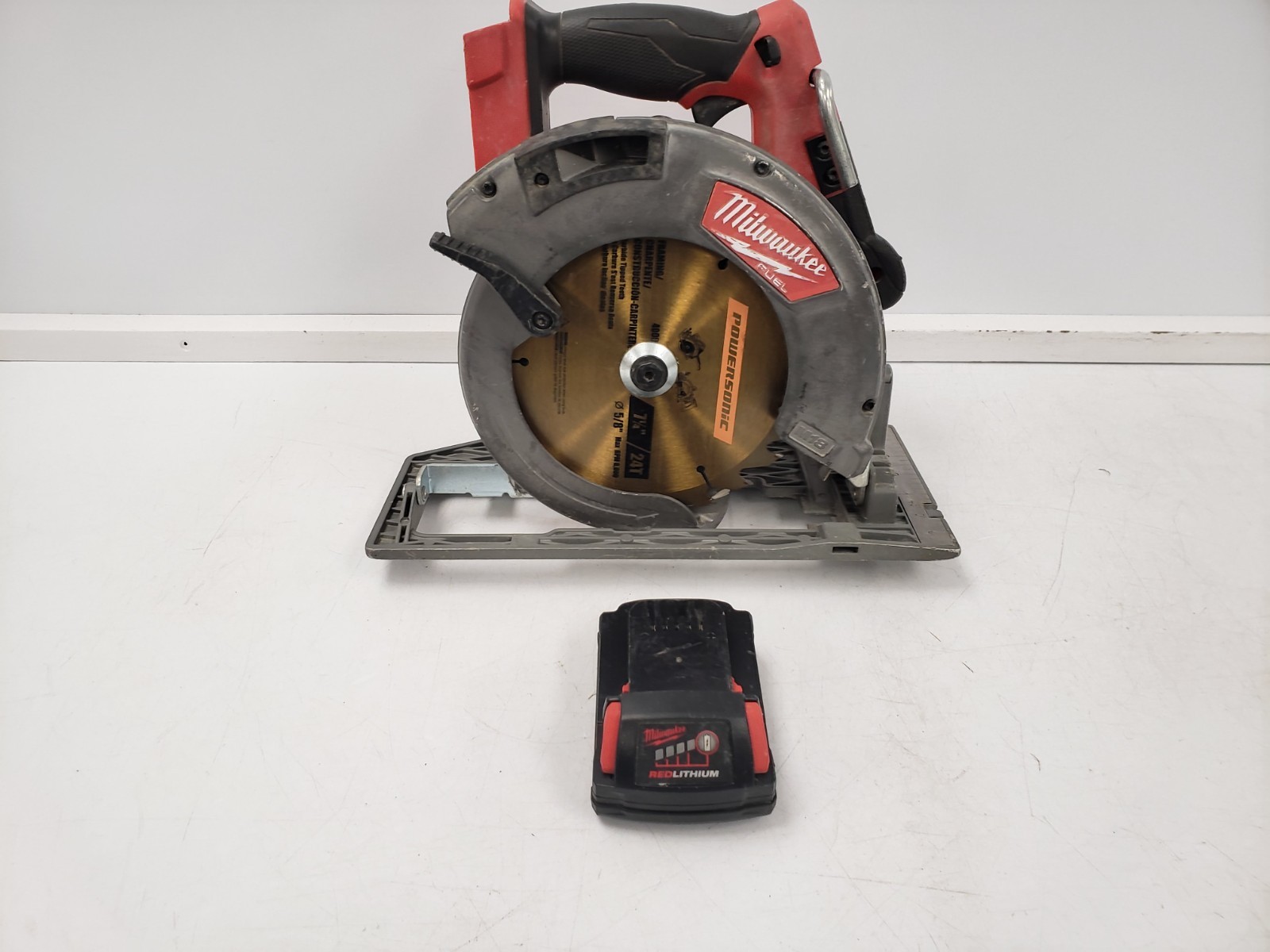 Milwaukee 2732-20 Circular Saw Milwaukee 2732-20 Circular Saw