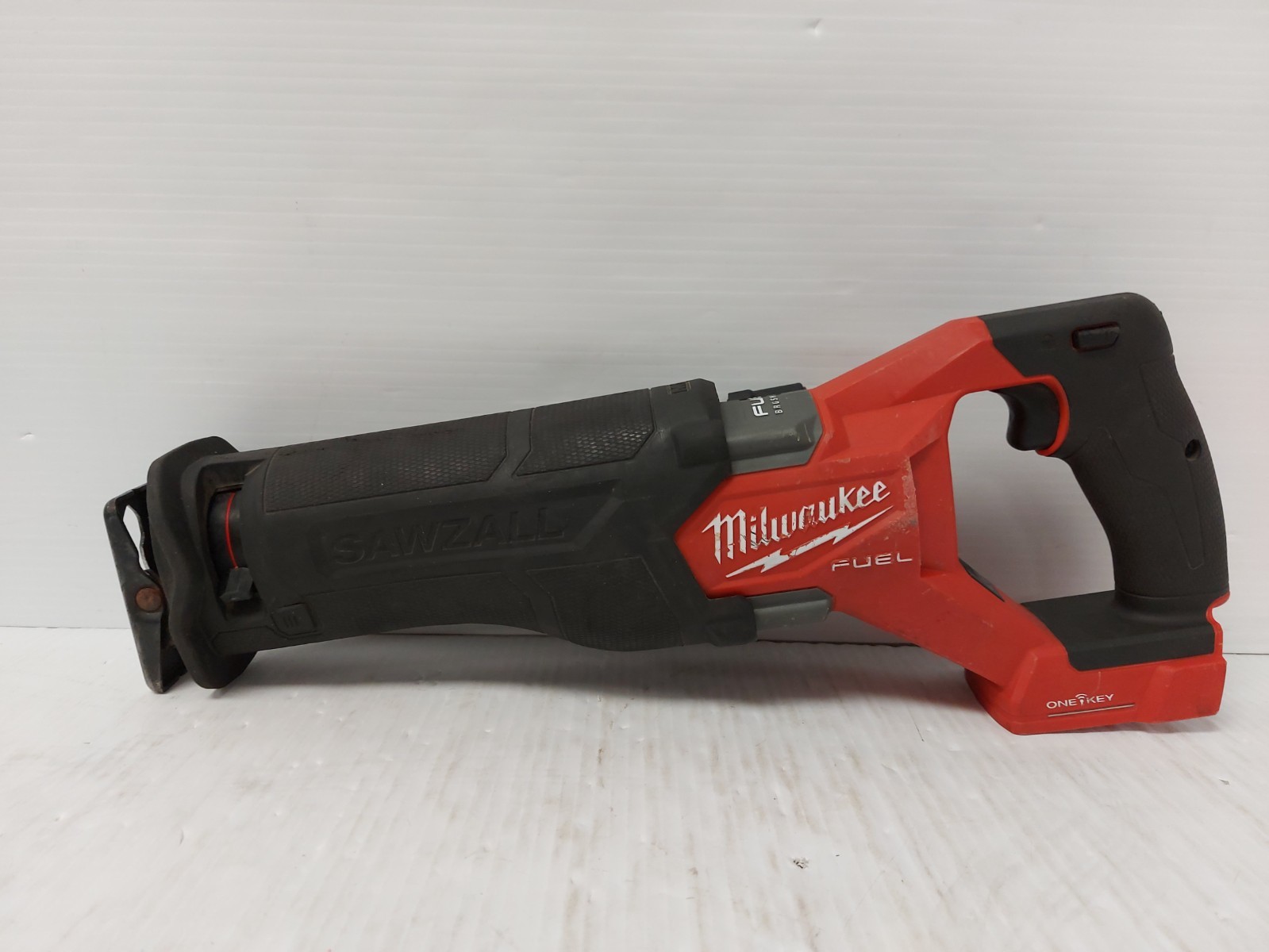 Milwaukee 2822-20 Reciprocating Saw Milwaukee 2822-20 Reciprocating Saw