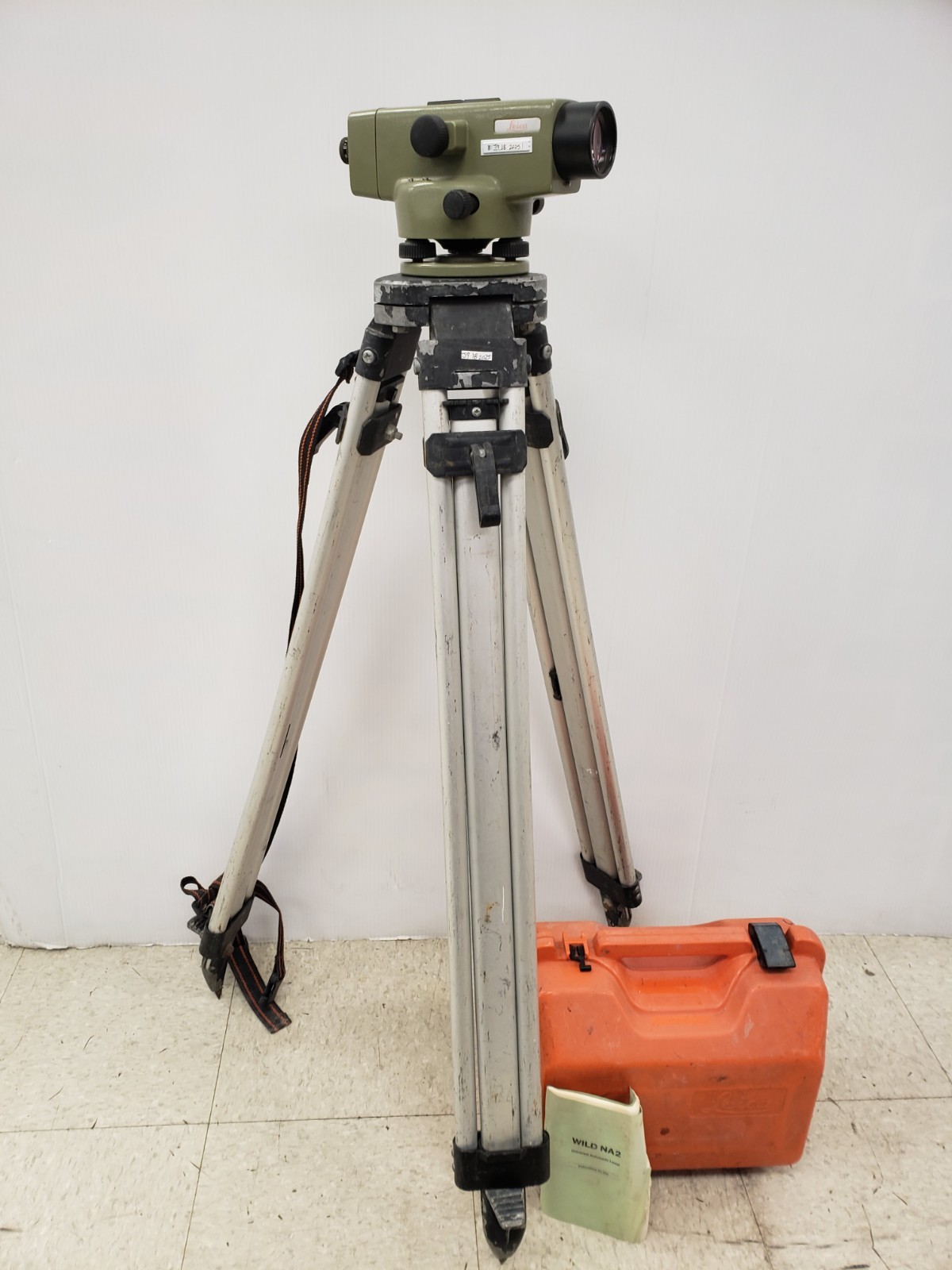 Leica WILD NAT 2 Universal Automatic Level Leica WILD NAT 2 Universal Automatic Level